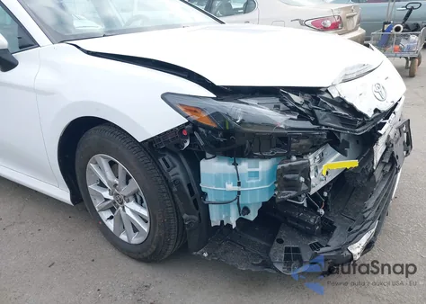 2025 Toyota Camry Le from USA, damaged, VIN 4T1DAACK4SU643489